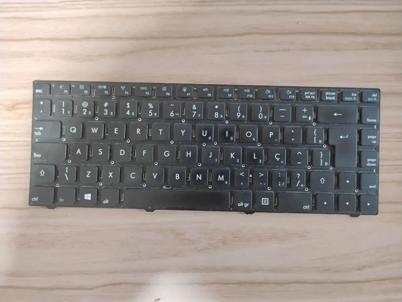 Teclado para Notebook CCE Ultra Thin U25