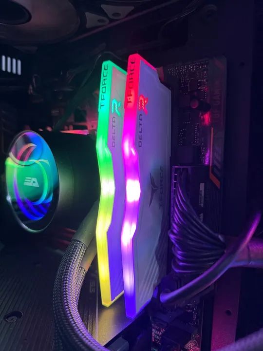 Memória Team Group T-Force Delta DDR4 RGB 16GB 2x8GB 3200 MHz - Foto 2