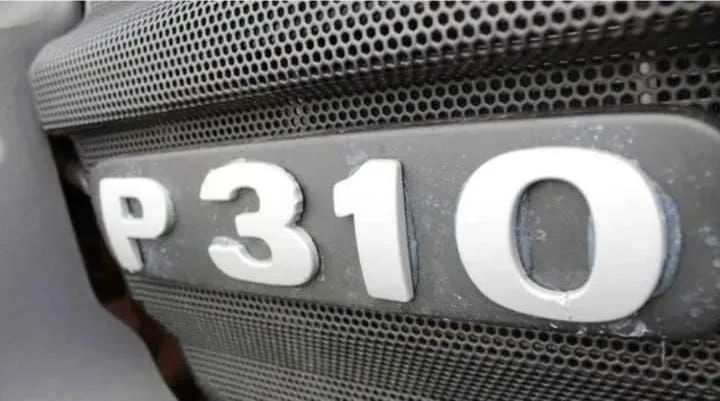 Caminhão Caçamba Scania P310 ano 2015 (transferência de dívida/ - Foto 5