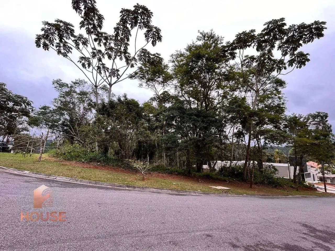 Terreno à venda, 1113 m² por R$ 550.000 - Condomínio Reserva Ibirapitanga - Santa Isabel/S