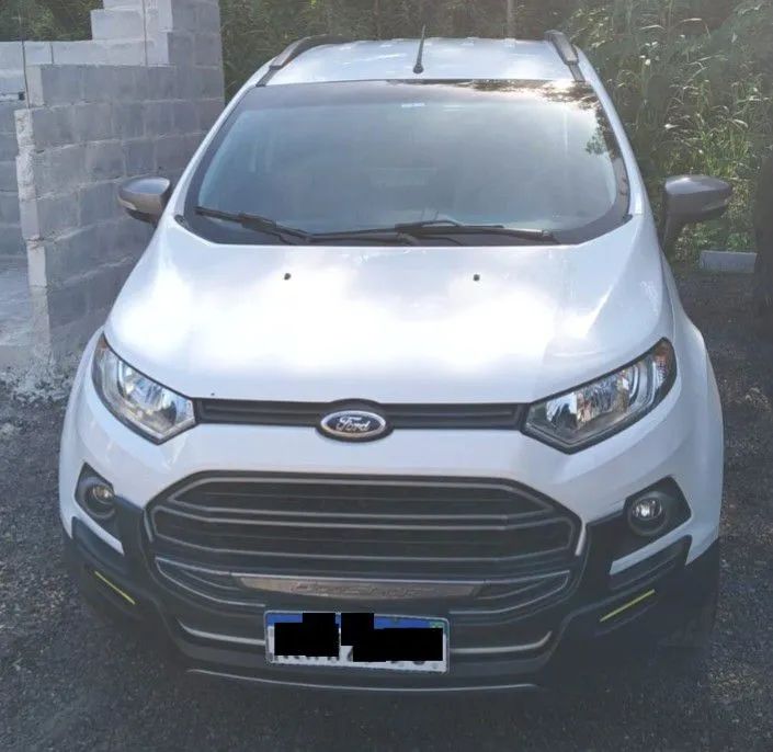 Vendo ou troco por carro de menor valor com volta pra mim 