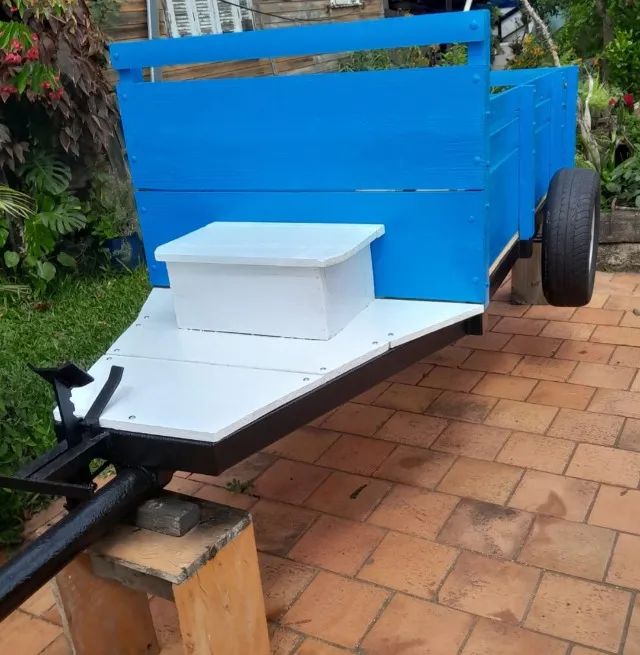 Carroçao para micro trator Yanmar e Tobatta   