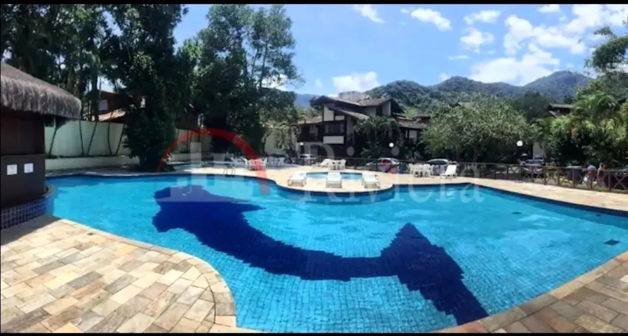 Casa a Venda em Maresias, Condomínio Fechado com Localização Privilegiada a 50 Metros da P