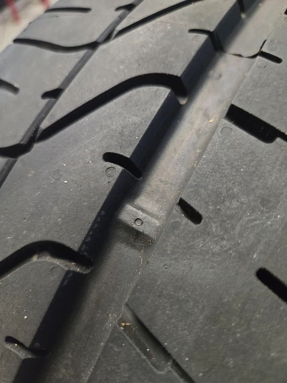 Pneu Pirelli PZERO 285/30 ZR19 97Y - Foto 5