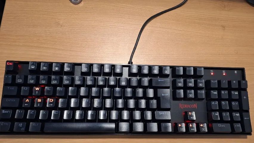 Teclado Mecânico Gamer Redragon MITRA Red Switch Outemu Brown ABNT2