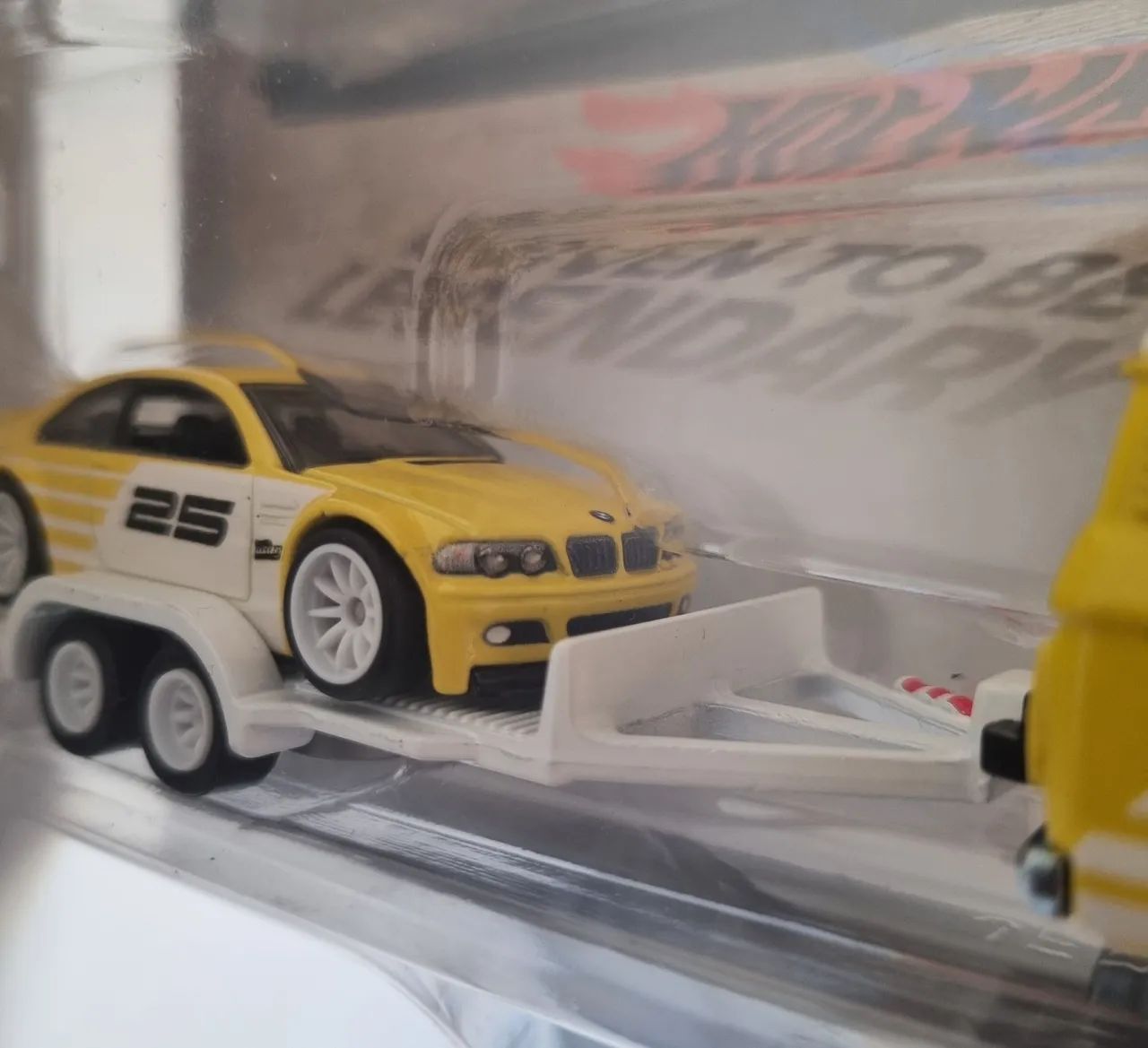 Hot Wheels Premium - Team Transport BMW M3 - Legends 2025 - Foto 3