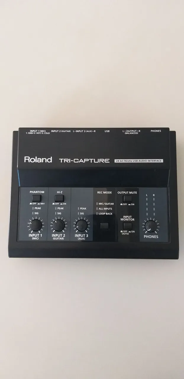 Interface de Áudio Roland TRI-CAPTURE