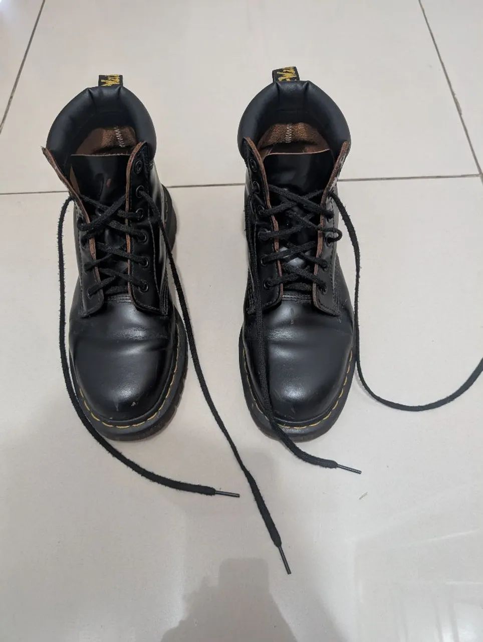Botas Dr. Martens Preta Couro