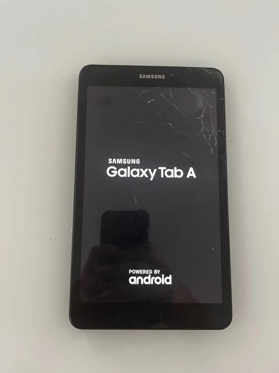 Tablet Samsung Galaxy Tab A (tela danificada)