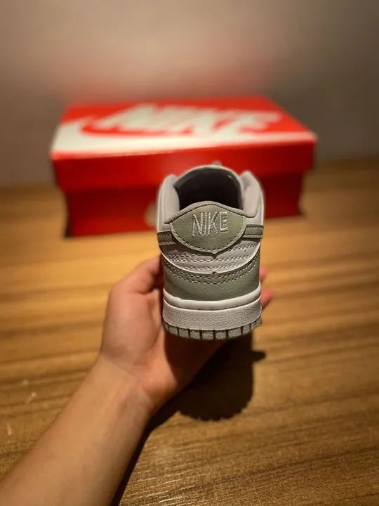 Tênis Nike Dunk Low - Cinza NOVO - Foto 4