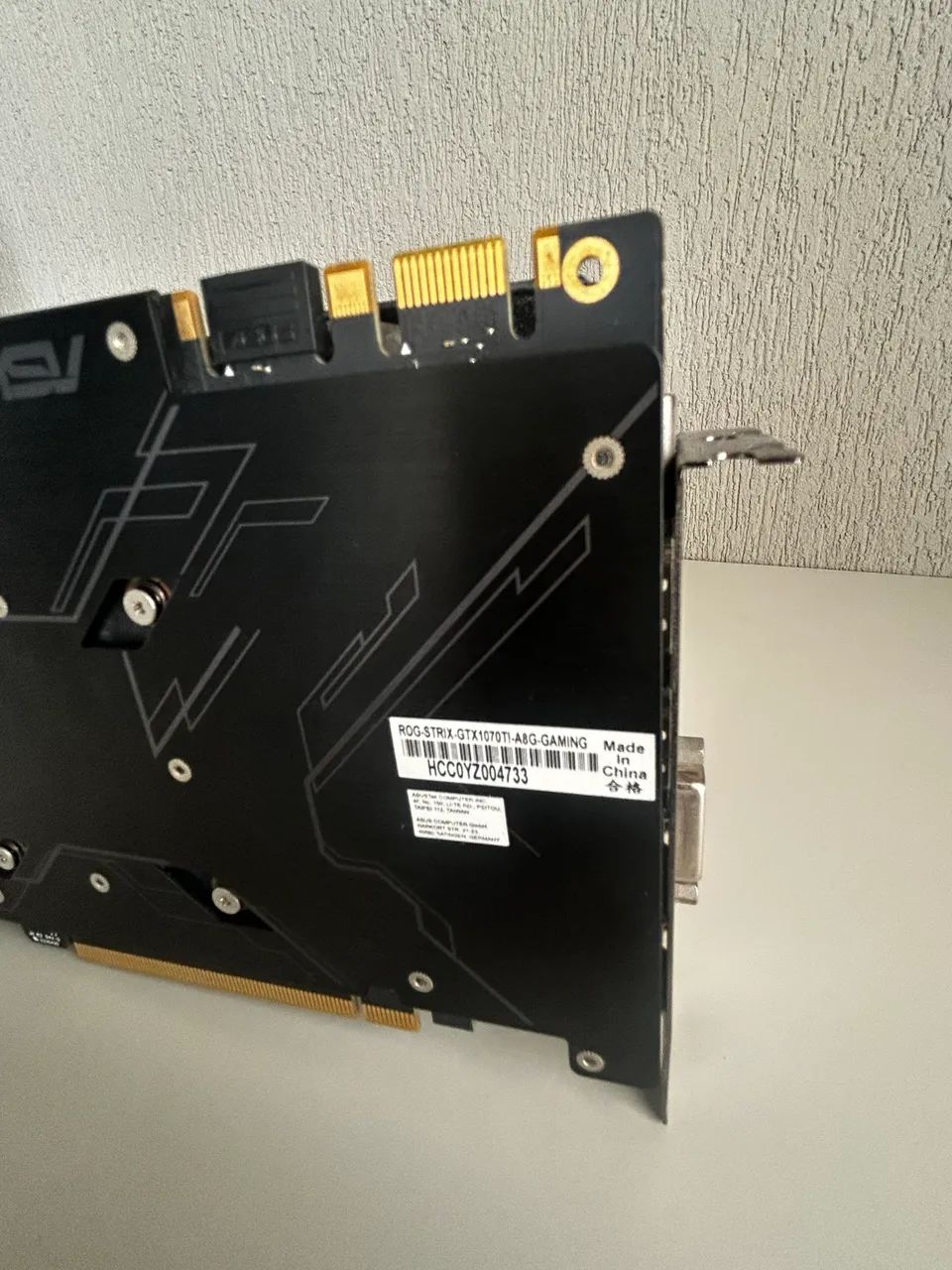 Venda de placa de vídeo ASUS
