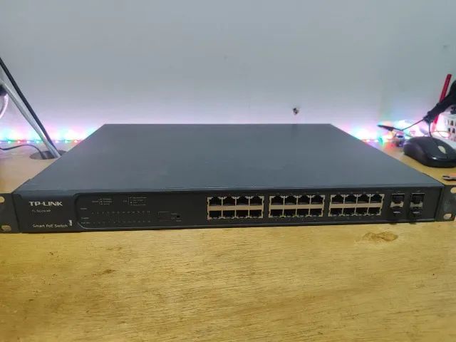 Switch TP-Link TL-SG2424P