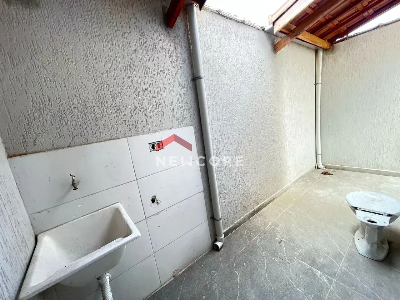 Casa de condomínio em Rua Manoel Feliciano de Oliveira - Mirim - Praia Grande/SP - Foto 2