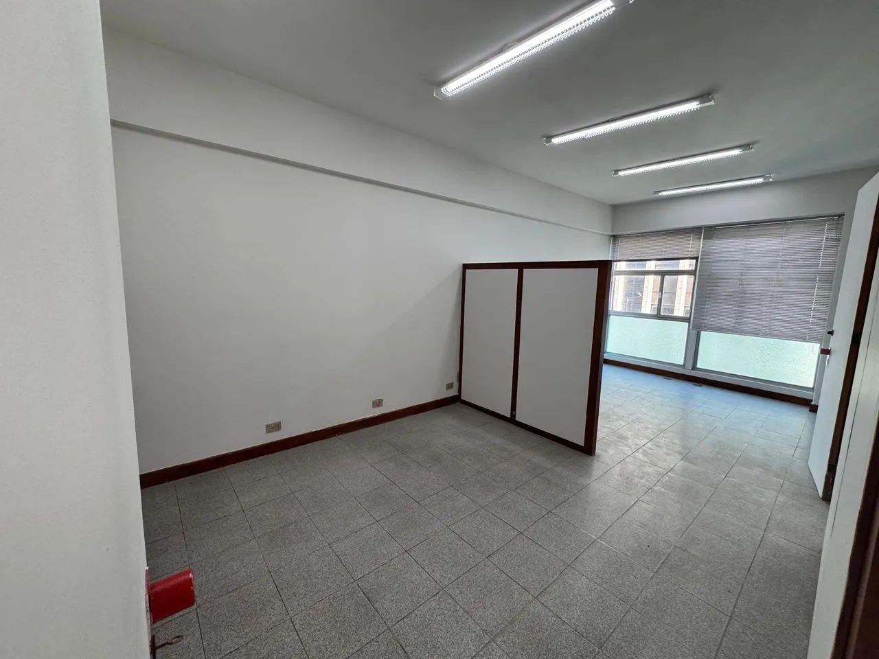 Escritório com 110m2. Lindamente Reformado. Divisão Otimizada do Espaço - Foto 10