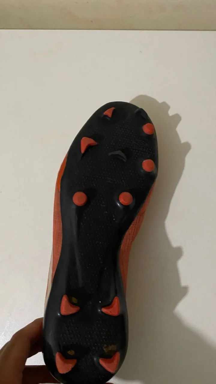 chuteira umbro - Foto 5