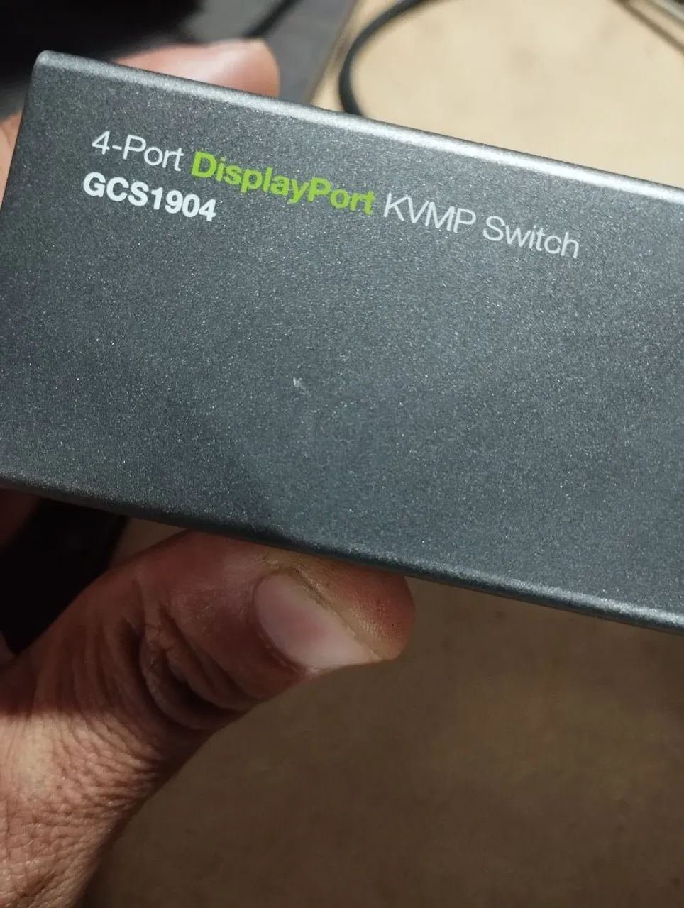 IOGEAR 4-Port DisplayPort KVMP Switch (Modelo GCS1904) - Foto 4