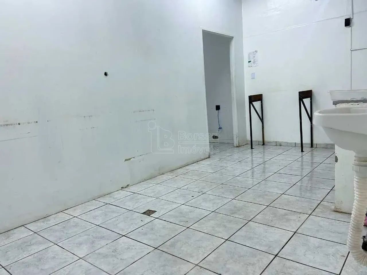 Locação de Comercial / Salão na cidade de Araraquara - Foto 11