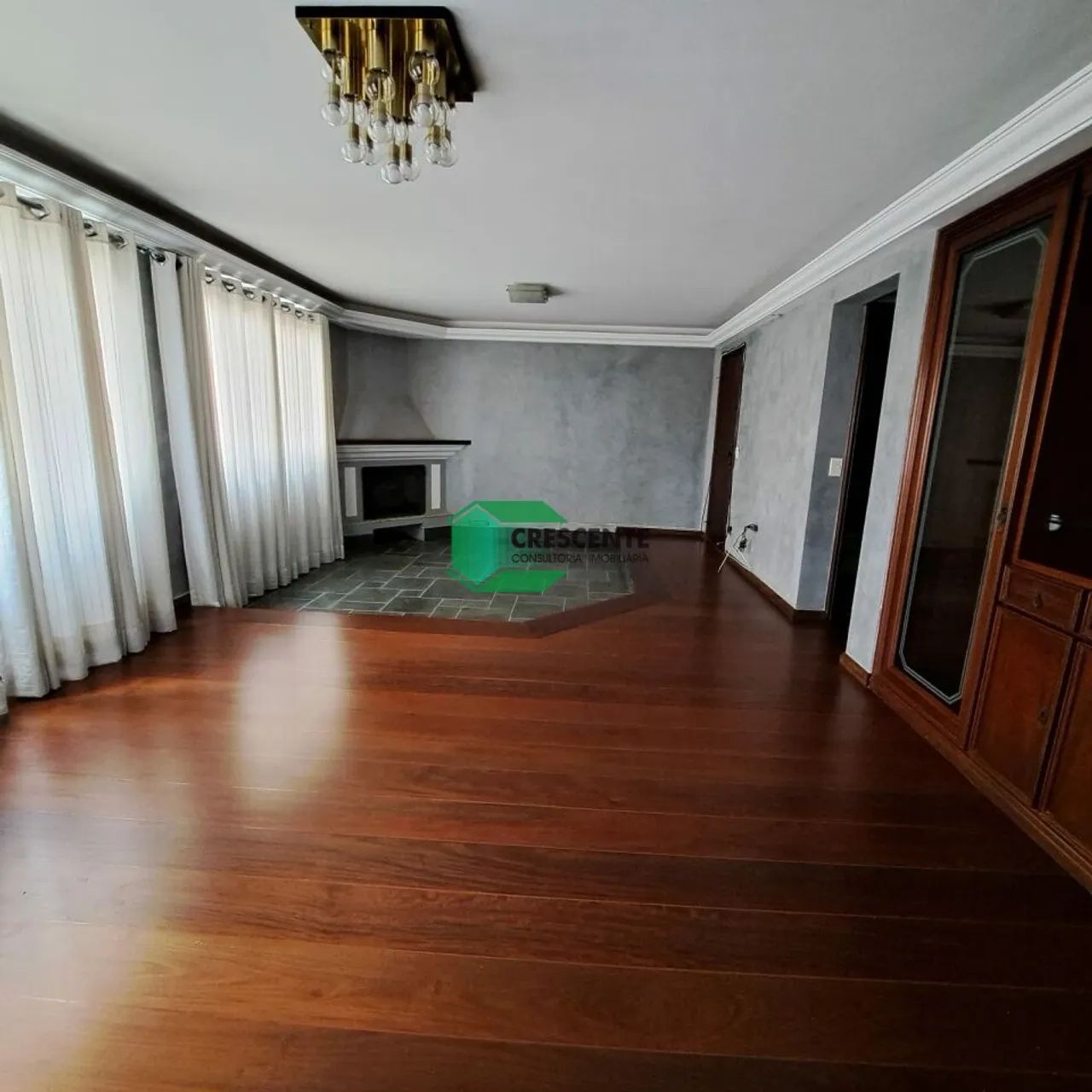 Requintado apartamento a 800 metros do Restaurante Coco Bambu!!!