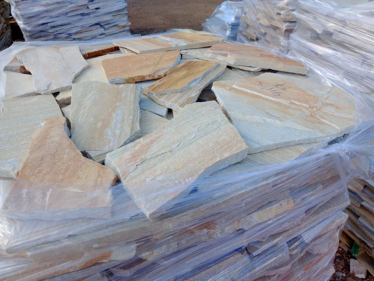 Cacos de pedras são Tomé mesclado amarelo para revestimentos  - Foto 2