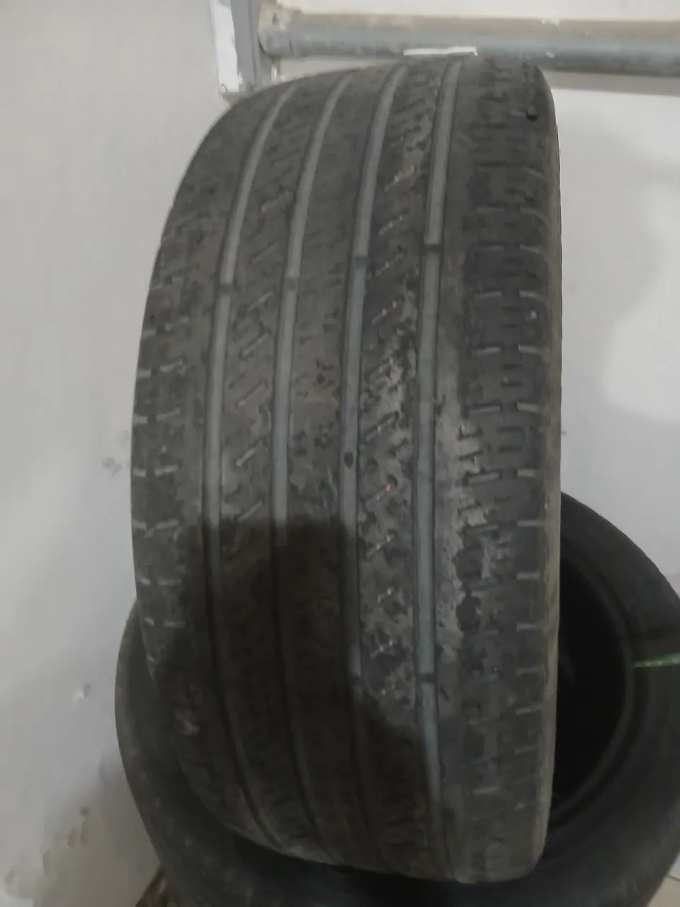PNEUS USADOS 245/45/19 - Foto 3