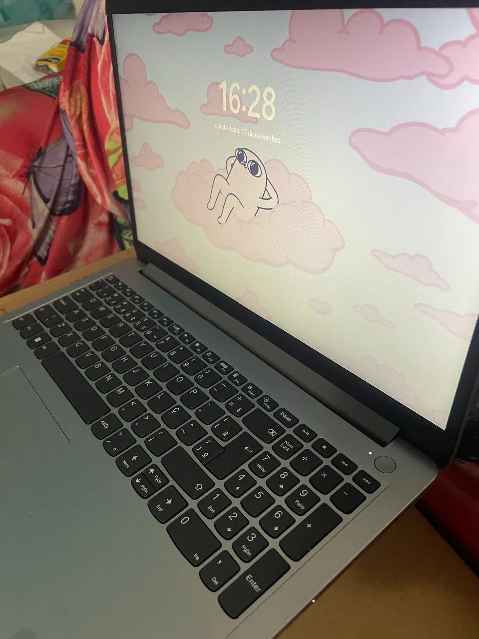 VENDE-SE NOTEBOOK Lenovo IdeaPad 115lAU7