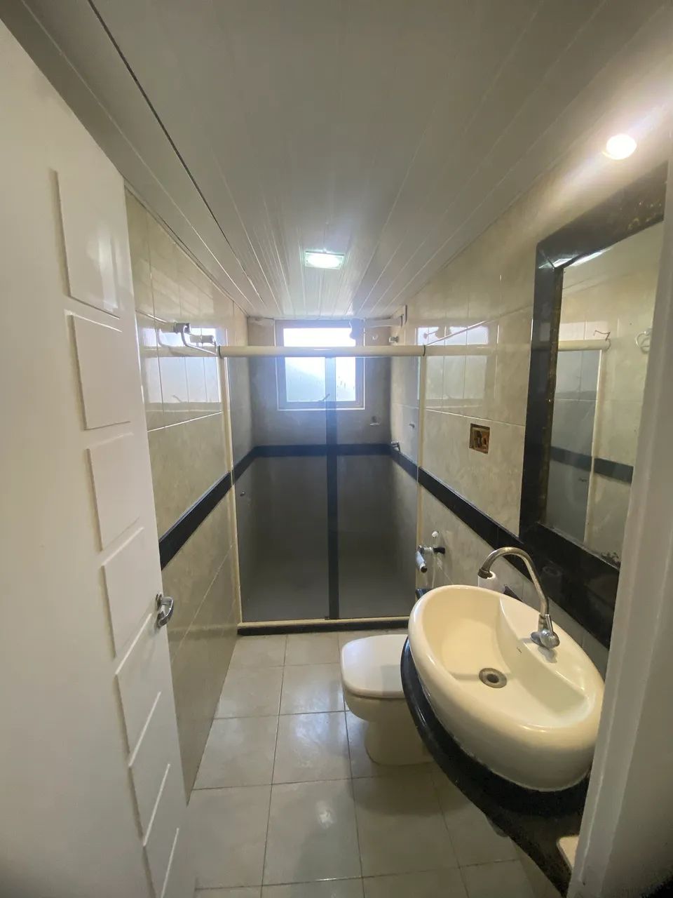 Imóvel para aluguel possui 110 metros quadrados com 4 quartos em Costa Azul - Salvador - B - Foto 3