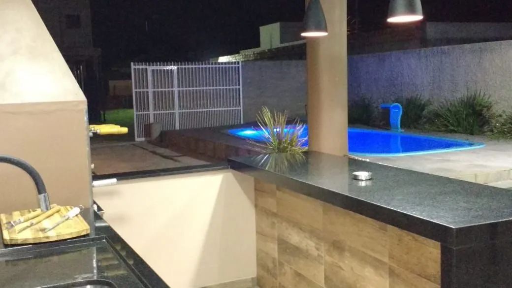 Casa  com piscina e mesa de sinuca - Foto 2