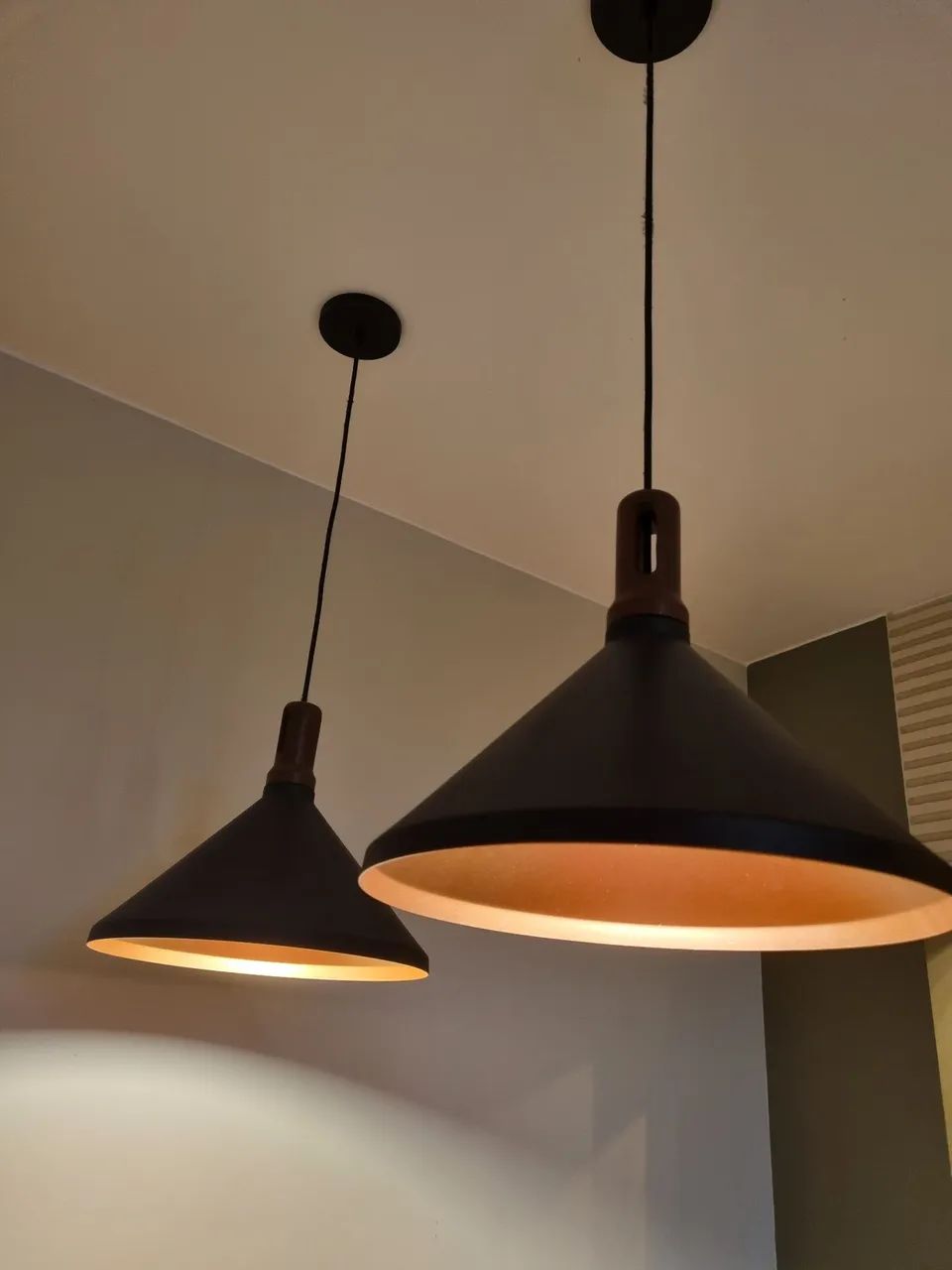 Pendente Itamonte Alumínio/Madeira