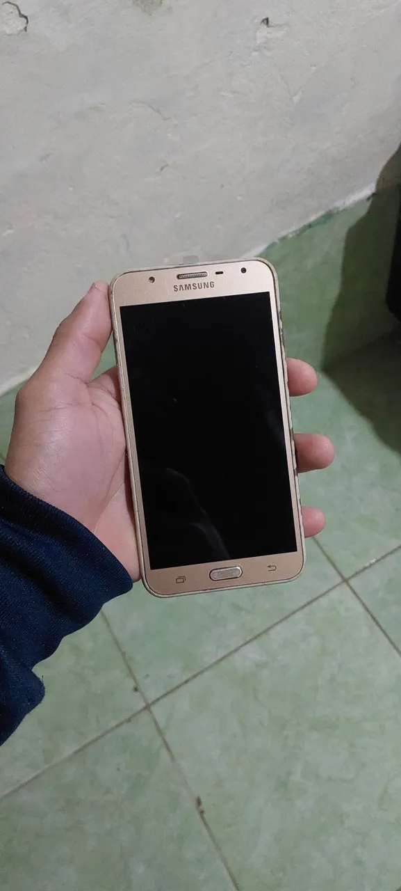 Samsung J7 Neo