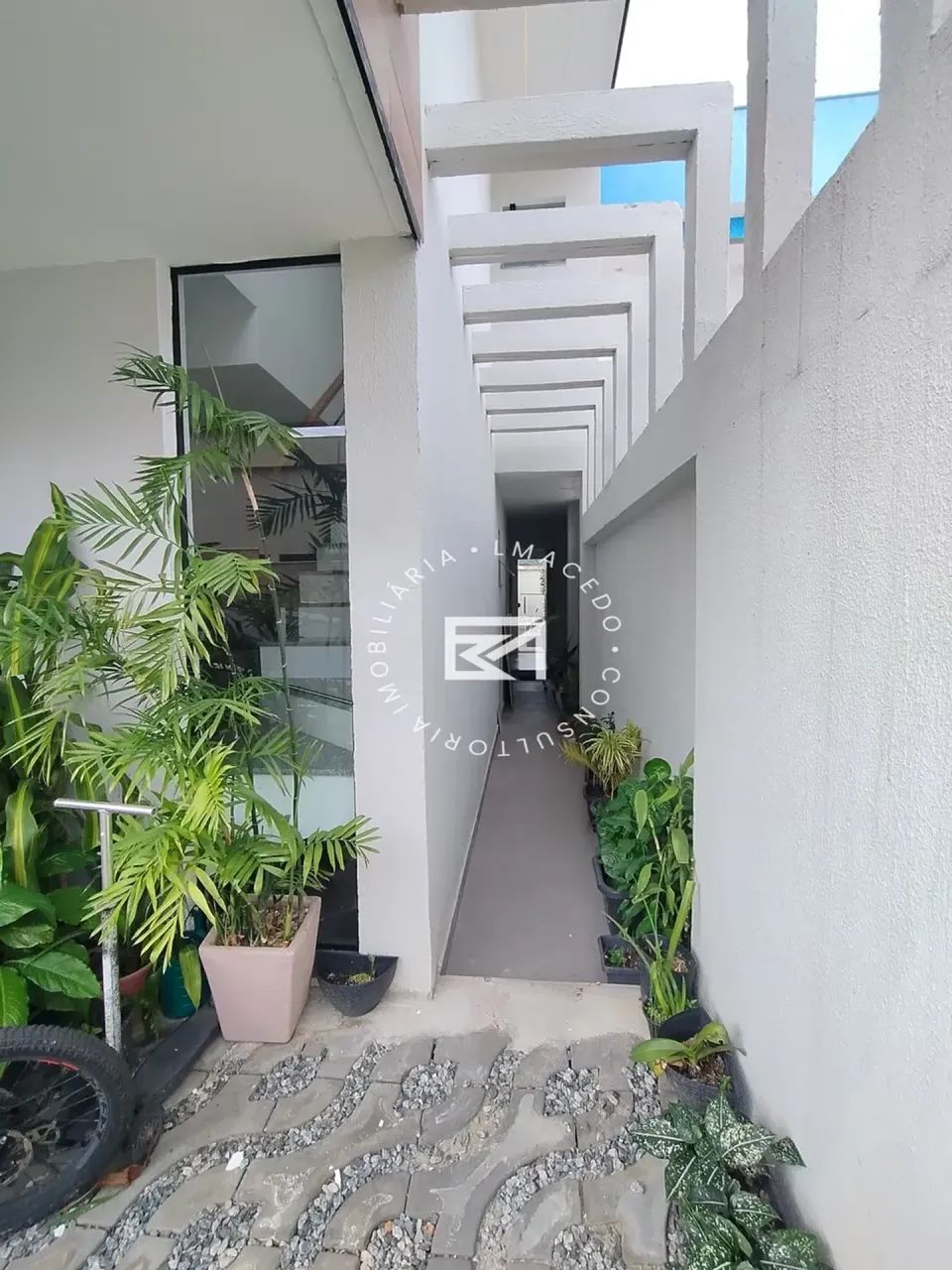 Ótima Casa com Piscina em Cond. no Rio da Prata!! - Foto 3