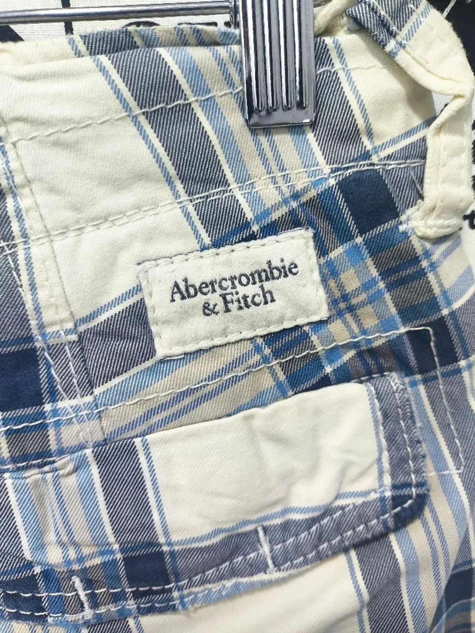 Bermuda Abercrombie e Fitch Tam 38 Cód 4601 Usado/Original  - Foto 3