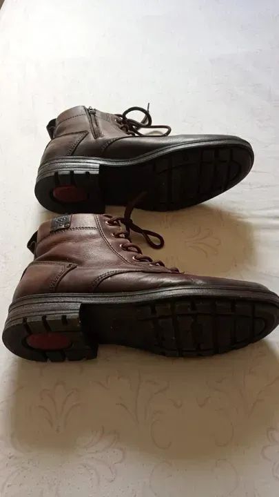 BOTA COM ZÍPER VINTAGE MARROM 41/42  - Foto 3