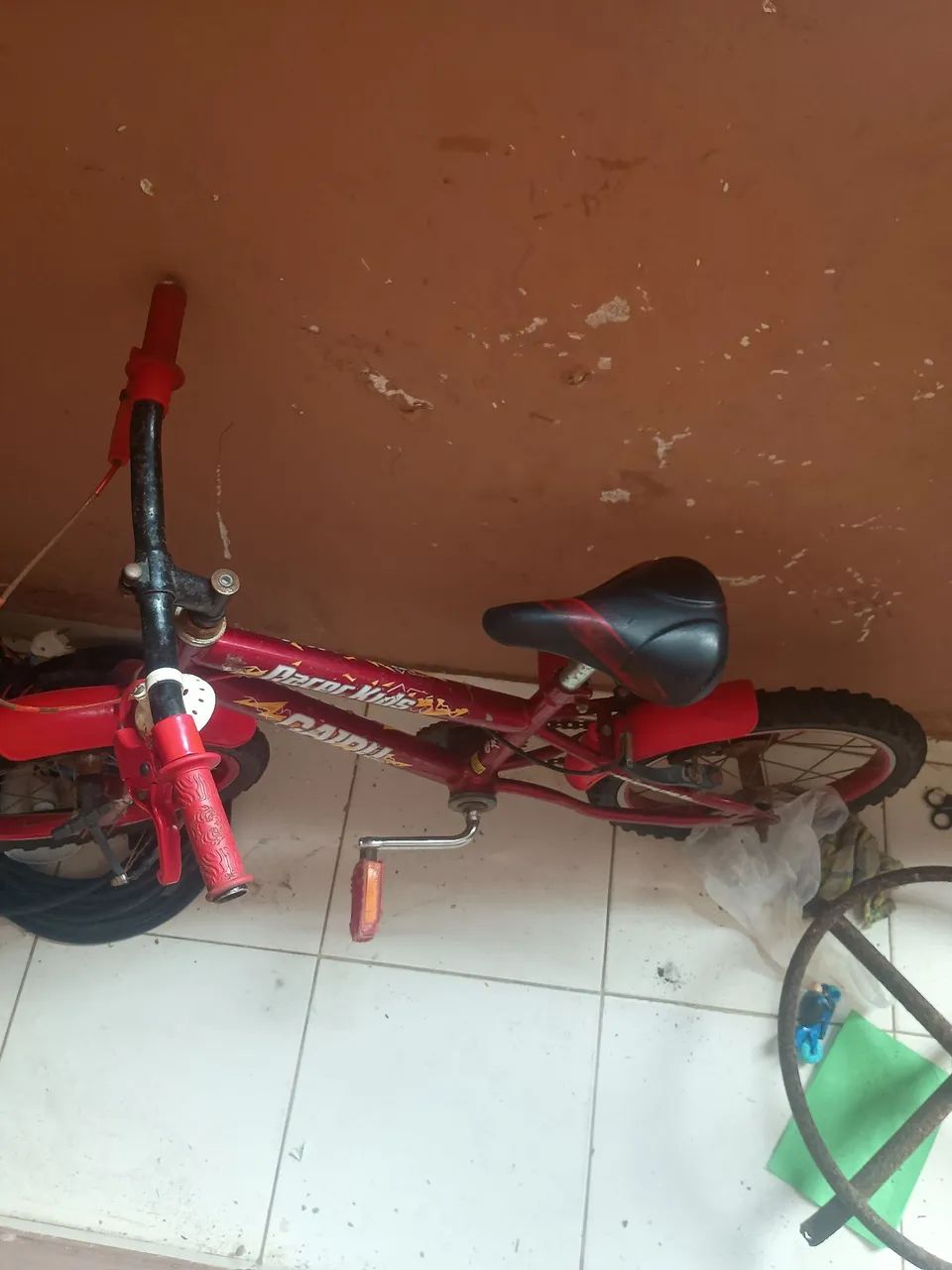 Bicicleta infantil aro 16 - Foto 5