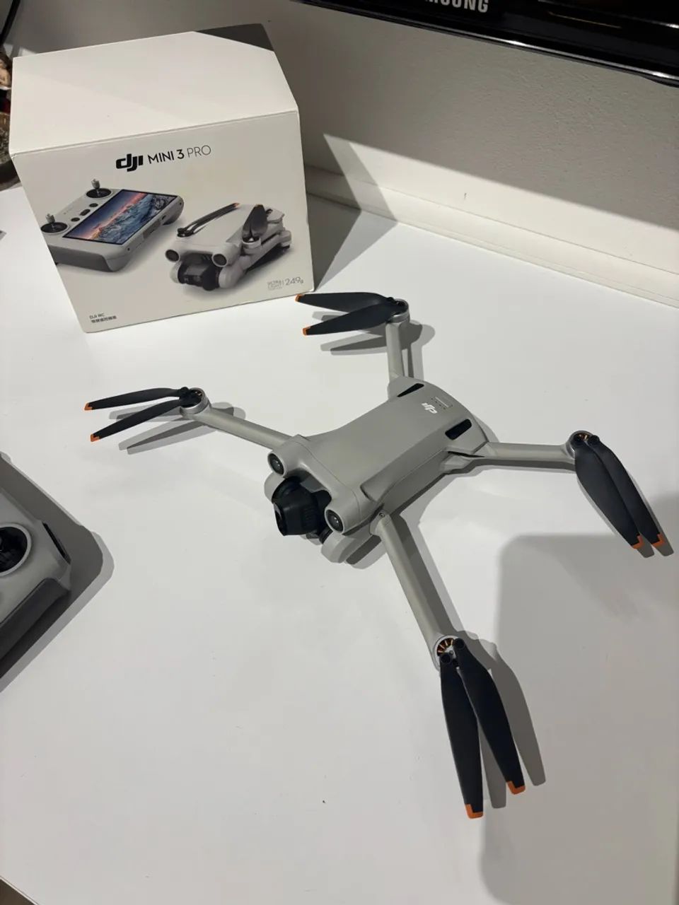 DRONE DJI MINI 3 PRO RADIO RC - Foto 3