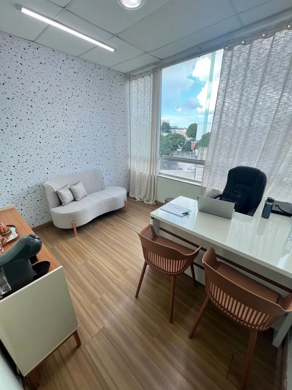 Sublocação de sala em Campo Grande 