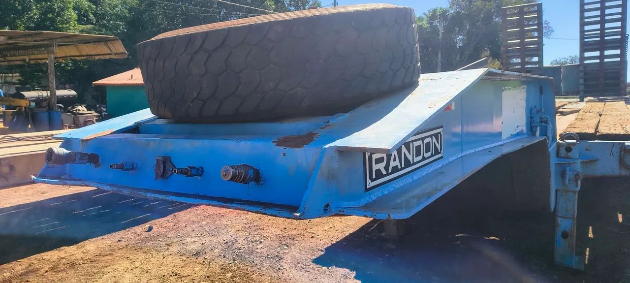 Carreta prancha randon 2 eixos  reta  - Foto 2