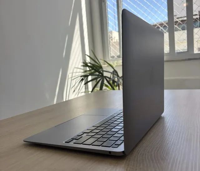 MacBook Air 13" M1, SSD 256GB - Space Grey - Foto 2