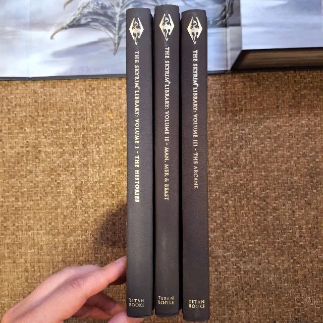 Livros The Skyrim Library 3 Volumes Box Set Capa Dura - Livros e