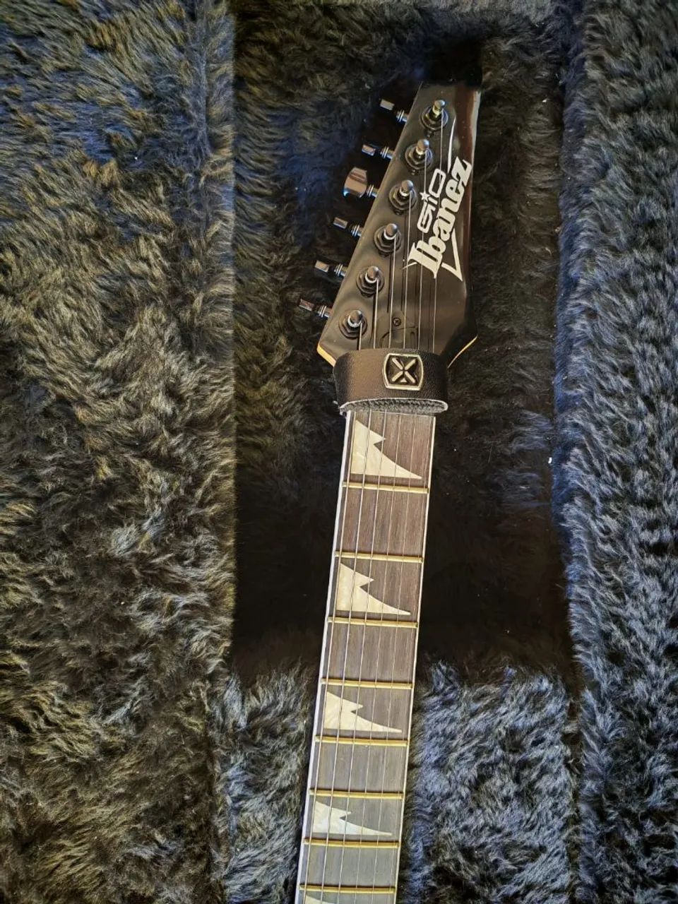 Ibanez GIO 6 Cordas com HardCase pra guitarra. - Foto 2