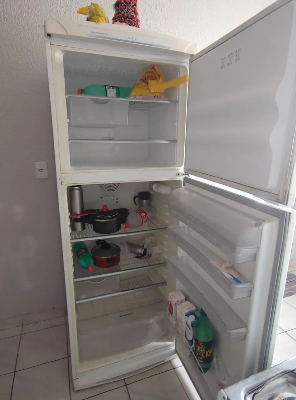 Vende se Geladeira - Foto 2
