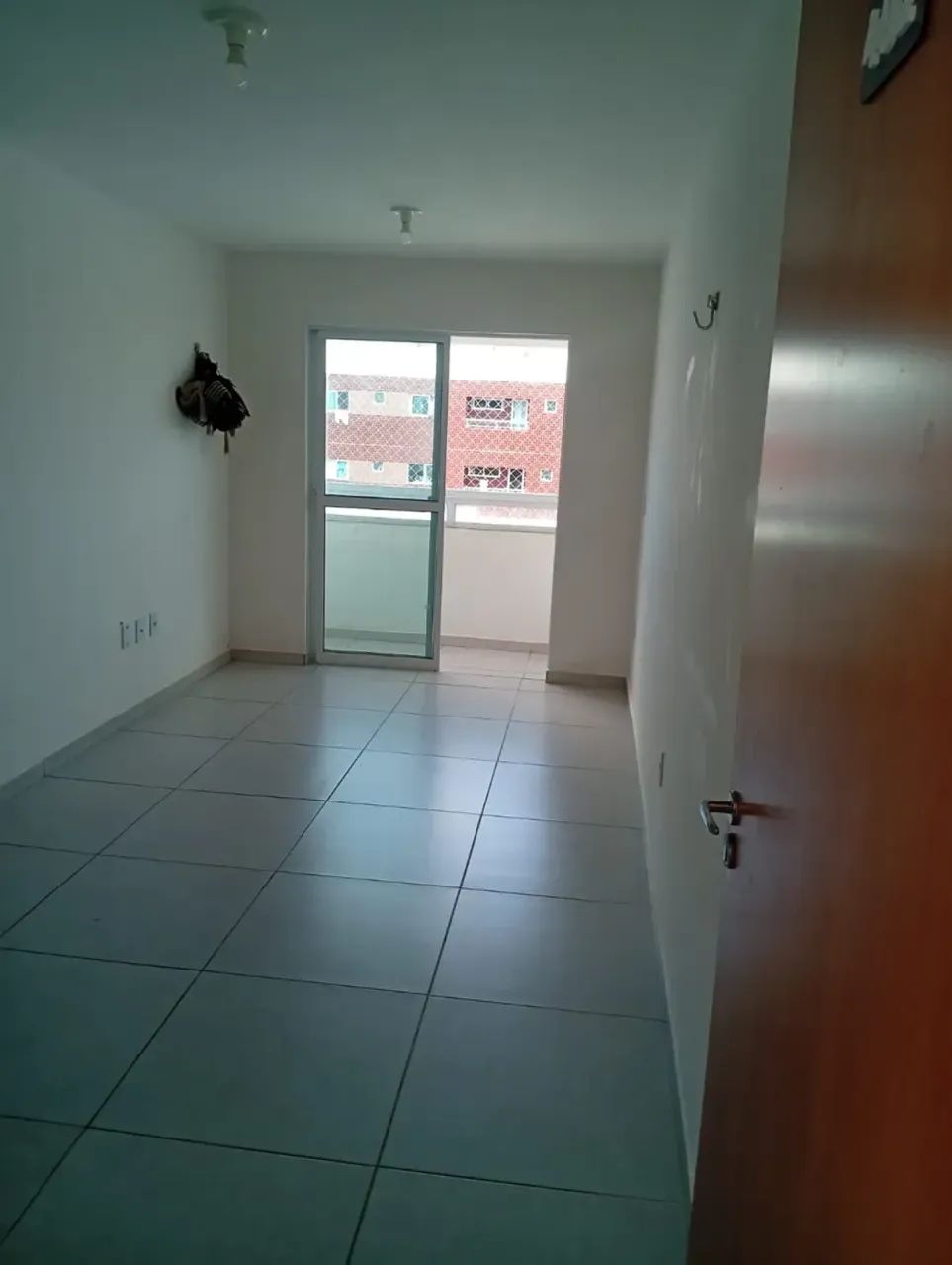Apartamento com 02 quartos, sendo 01 suíte em Paratibe! - Foto 2