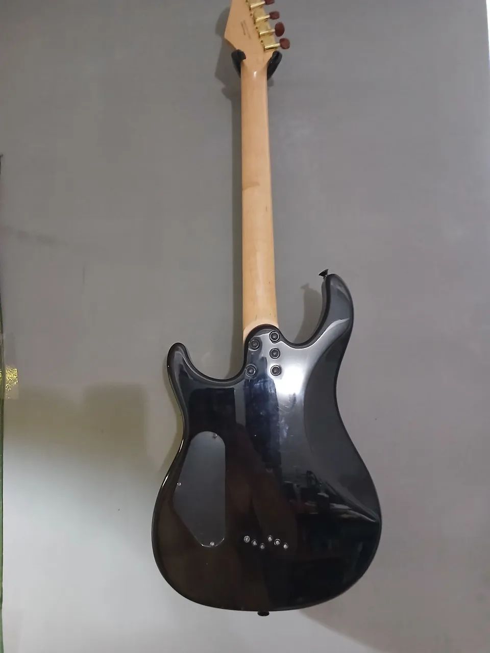 Guitarra Peavey Predator Plus EXP - Foto 3