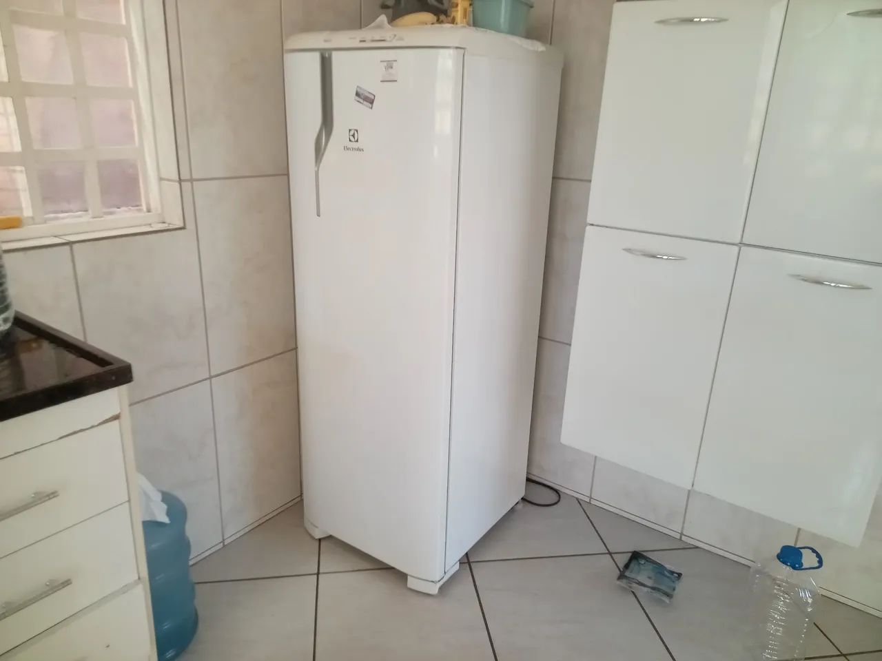 Cama casal e solteiro, sofá cama, geladeira, fogão... - Foto 5