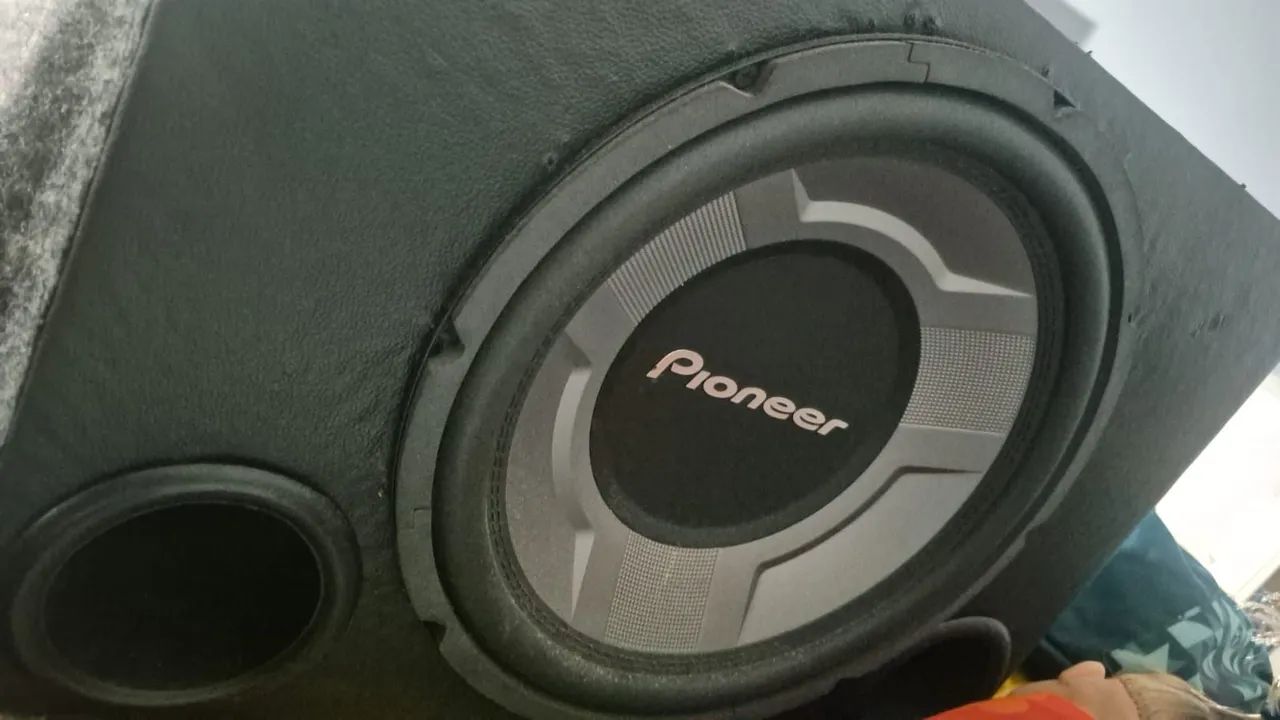 Caixa de som pioneer