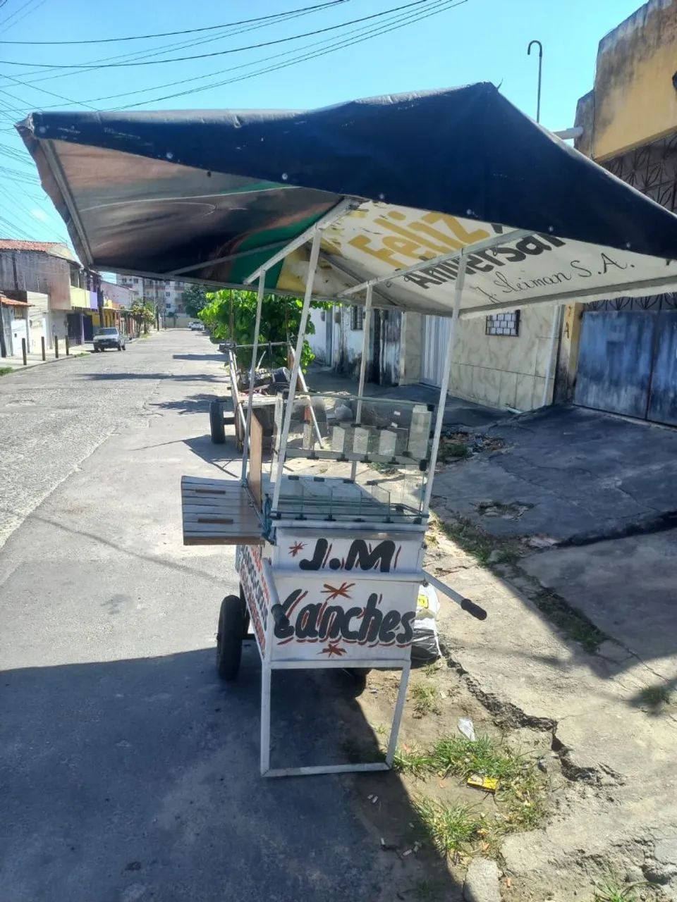 Carrinho de lanche com quatro banquinhos  - Foto 5