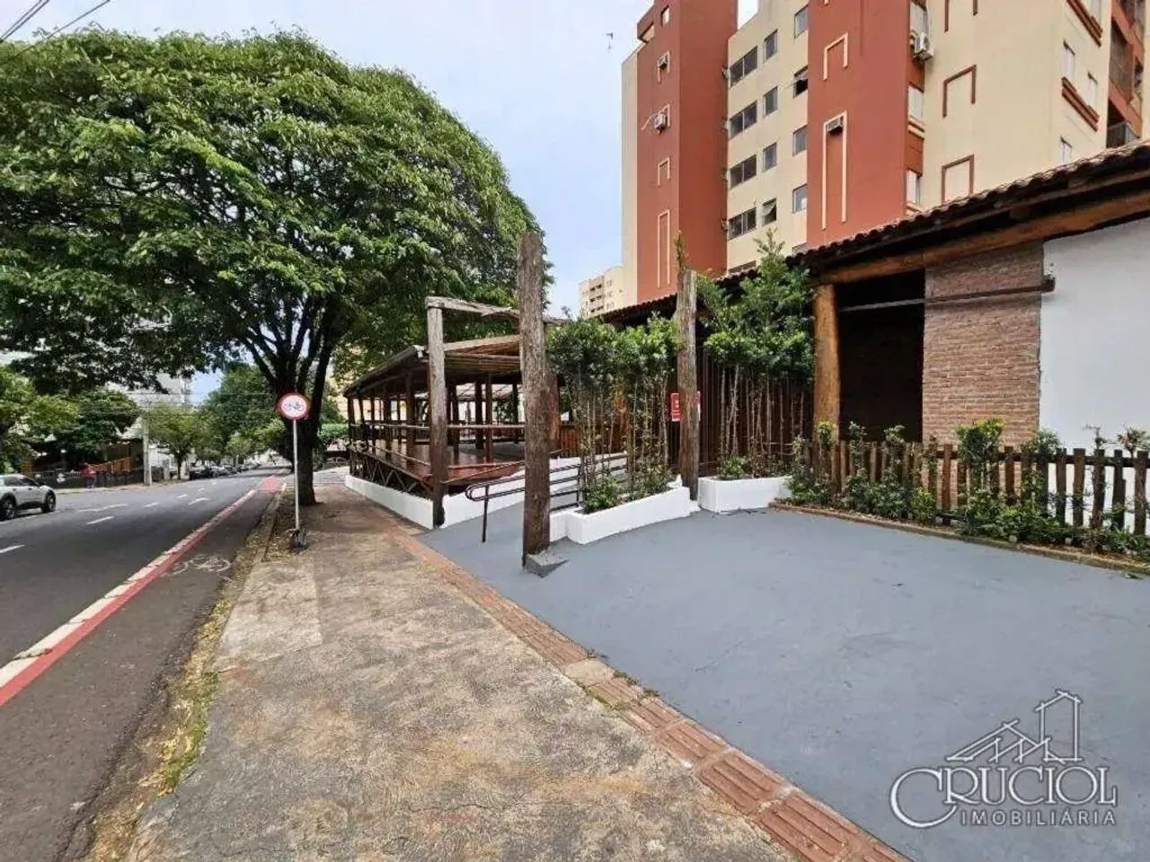 Salão para alugar na Rua Paranaguá com Espírito Santo - Foto 2