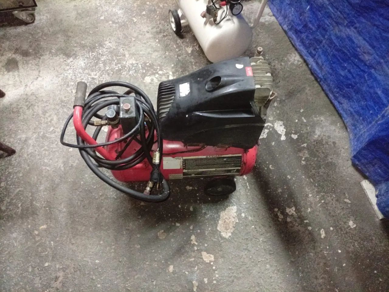 Compressor de ar 2 HP  - Foto 2