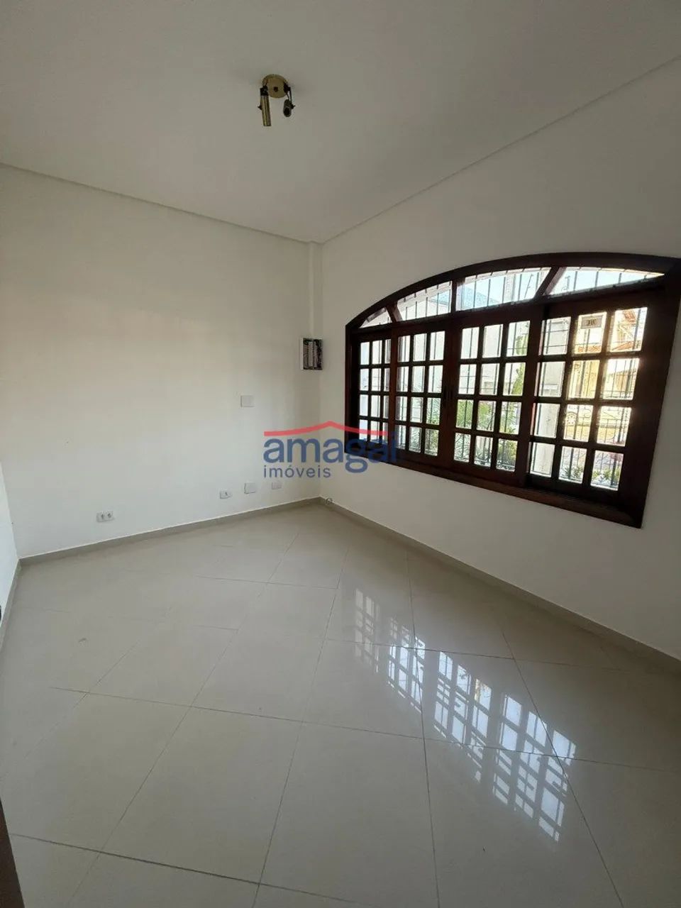 Imóvel Comercial com banheiro para alugar no Jardim Leonídia - Foto 2