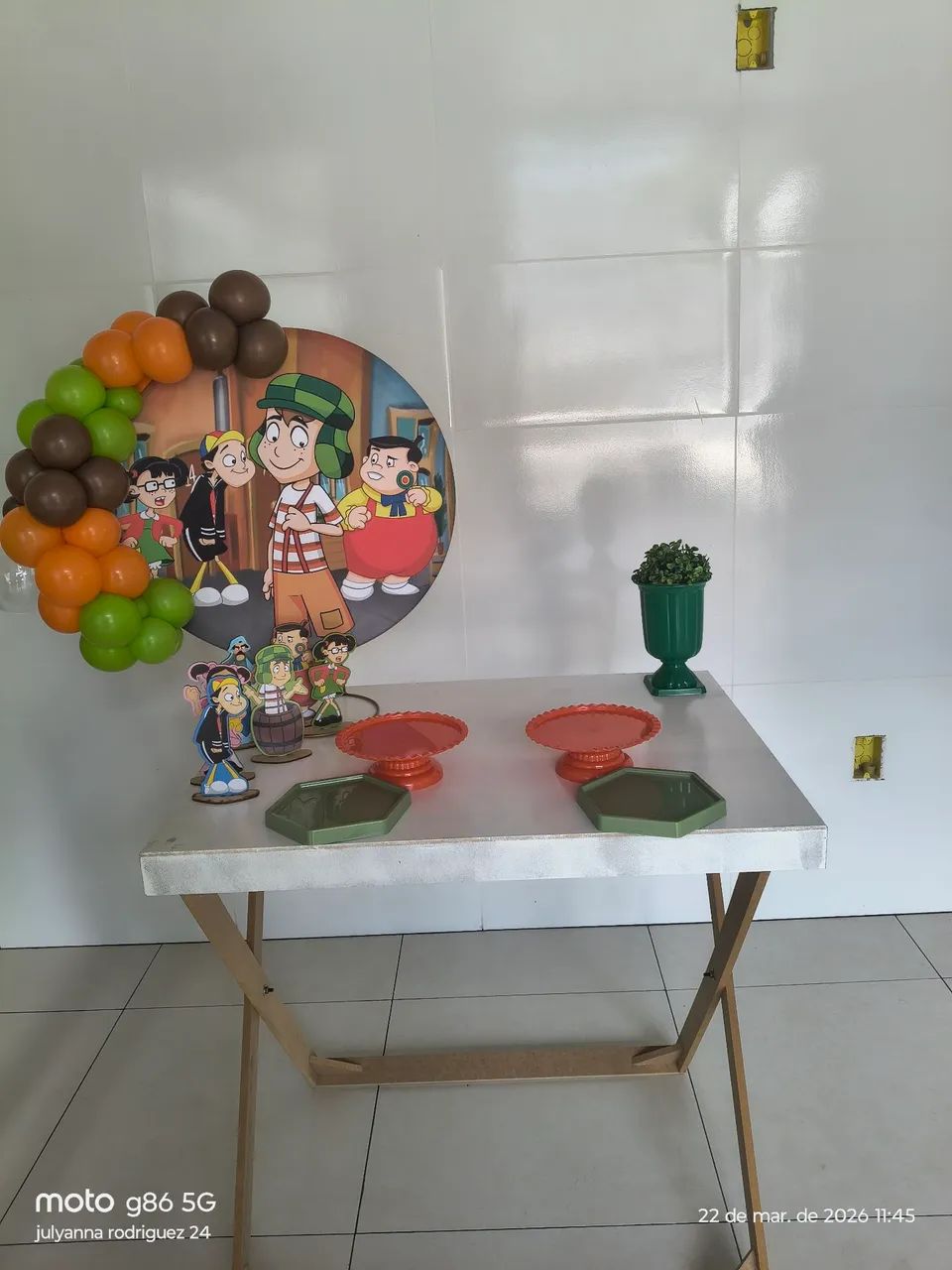 Mesa MDF e arco e acessórios 