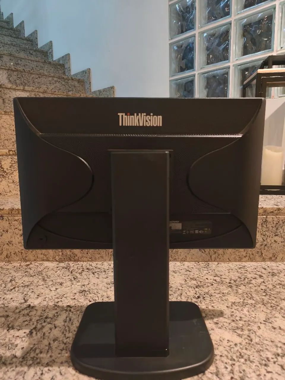 Monitor ThinkVision Lenovo 